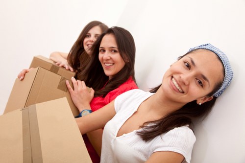 Moving van service in Harringay for local home and business relocations