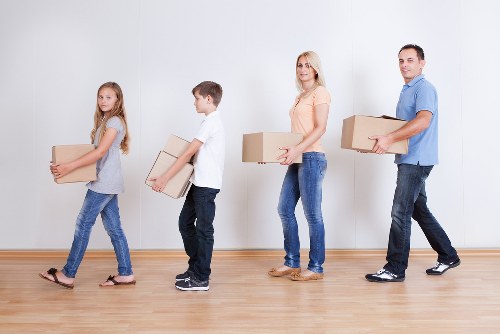 Commercial moving truck support for businesses in Harringay